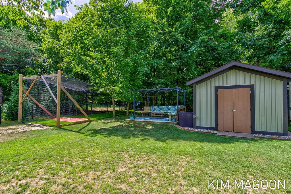 12569 Canterbury Court Grand Haven Charter Township MI 49417