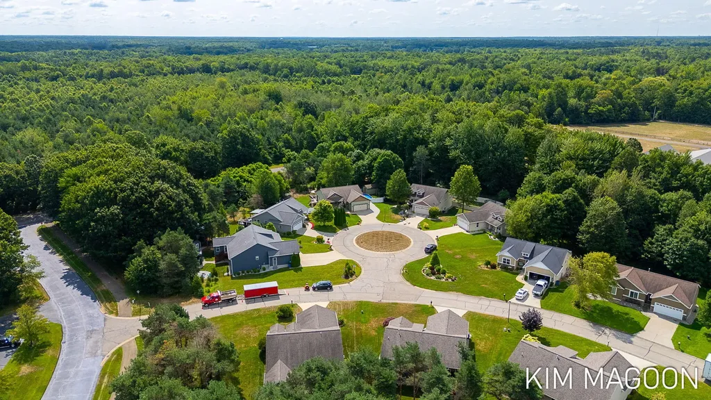 12569 Canterbury Court Grand Haven Charter Township MI 49417