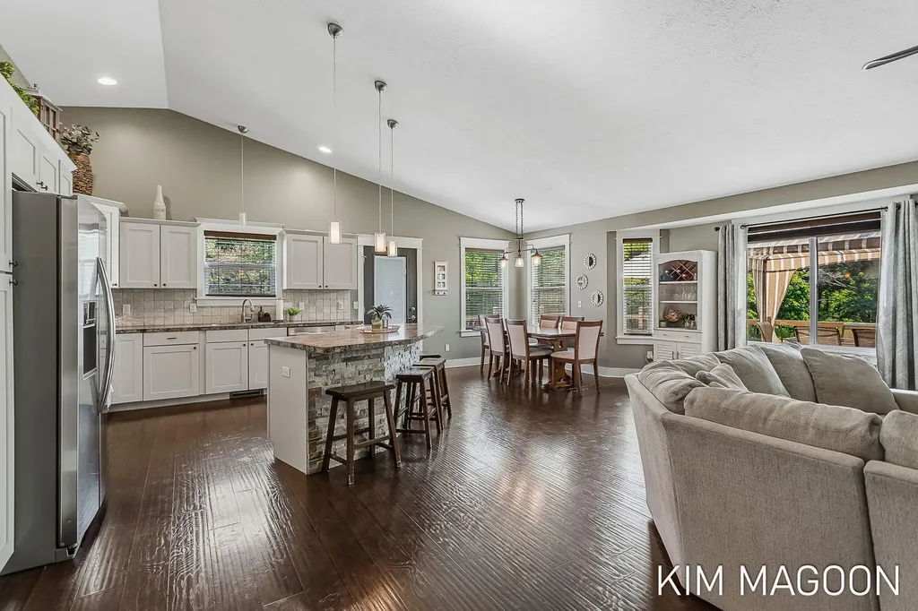12569 Canterbury Court Grand Haven Charter Township MI 49417