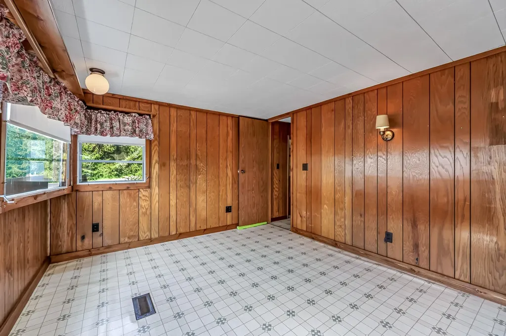 6402 S Oceana Drive Grant Township MI 49452