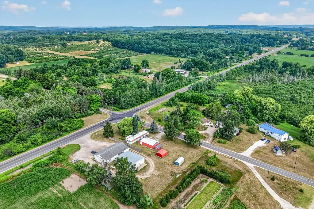 6402 S Oceana Drive Grant Township MI 49452
