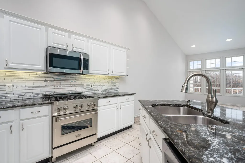 2411 Lake Avenue North Muskegon City MI 49445