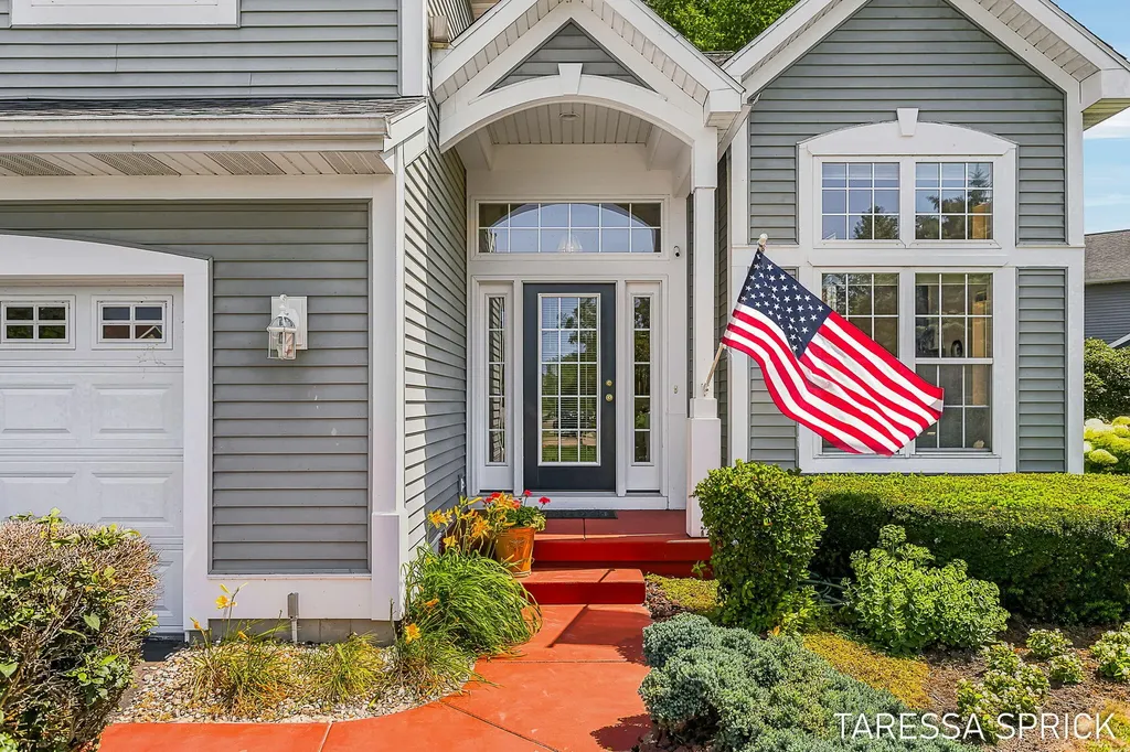 362 Sandcastle Drive Park Township MI 49424