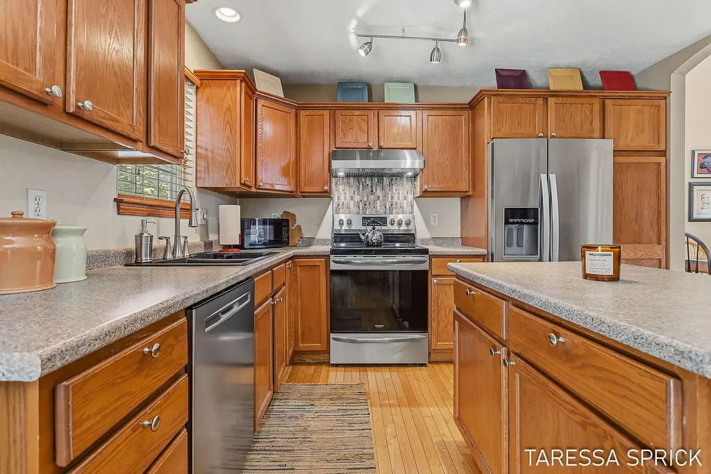 362 Sandcastle Drive Park Township MI 49424