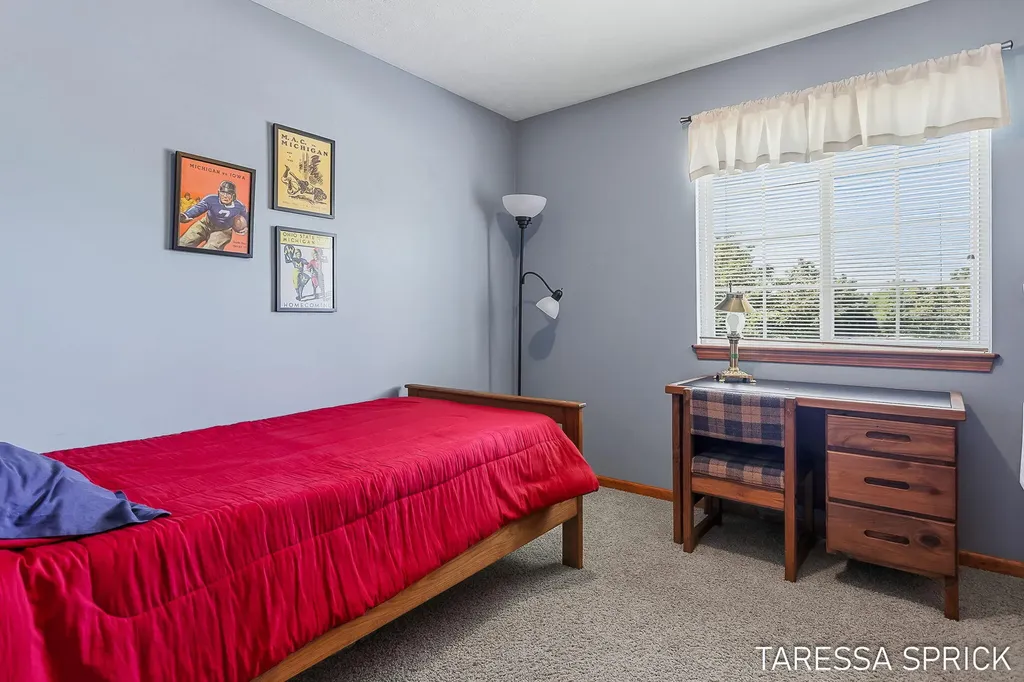362 Sandcastle Drive Park Township MI 49424