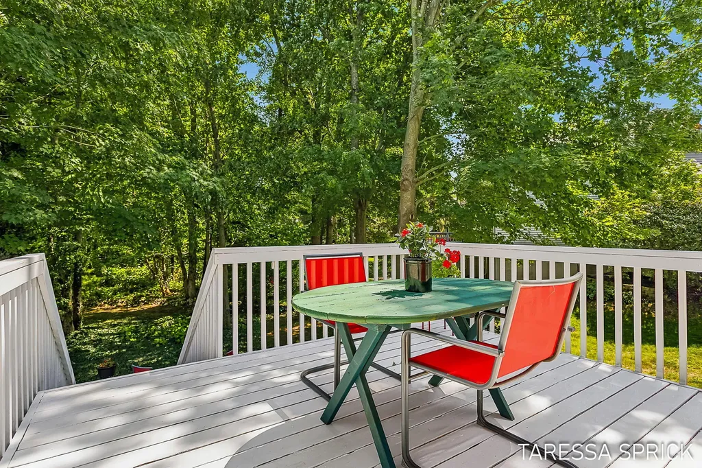 362 Sandcastle Drive Park Township MI 49424