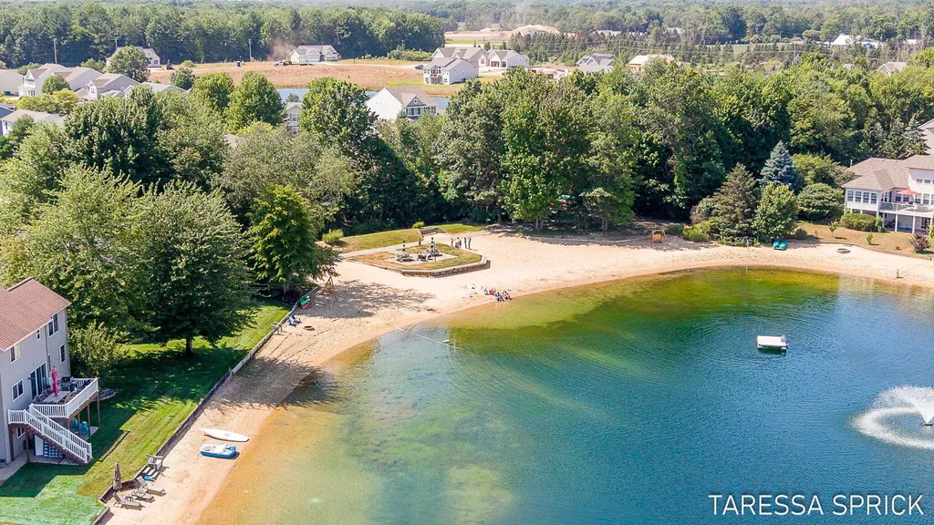 362 Sandcastle Drive Park Township MI 49424