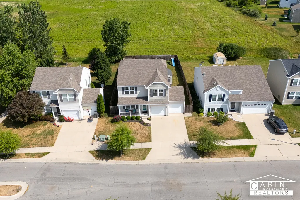 2575 Blooming Bud Lane SE Kentwood City MI 49508