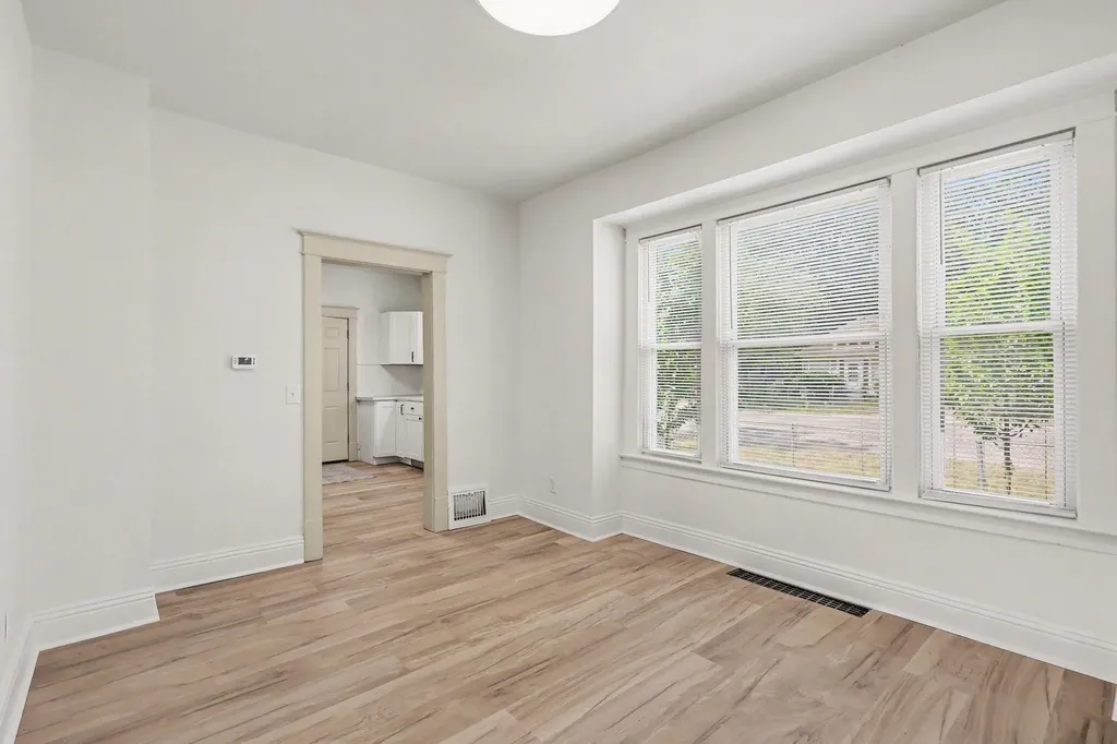 421 W Forest Avenue Muskegon City MI 49441