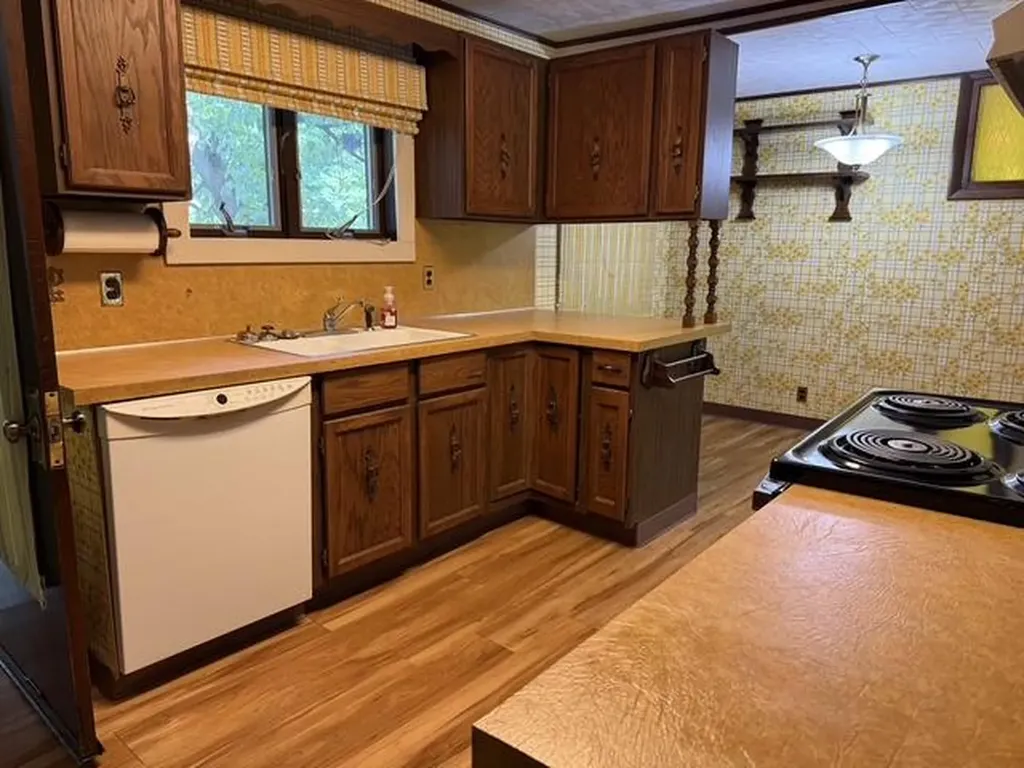 105 W Johannah Street Whitehall City MI 49461