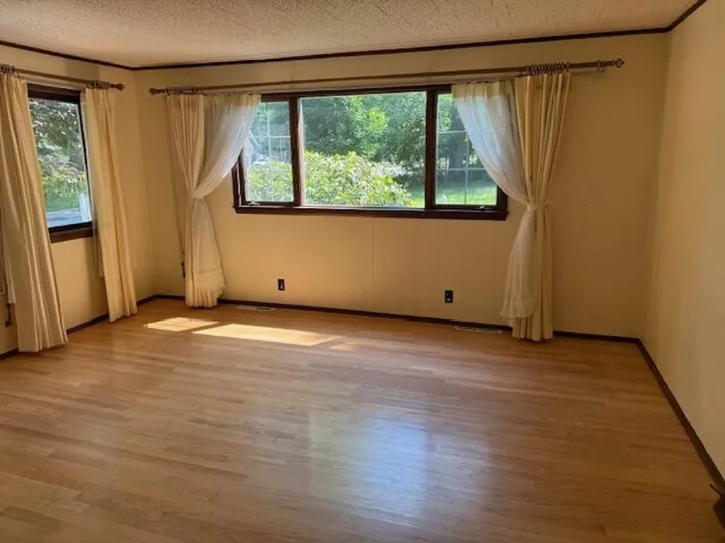 105 W Johannah Street Whitehall City MI 49461