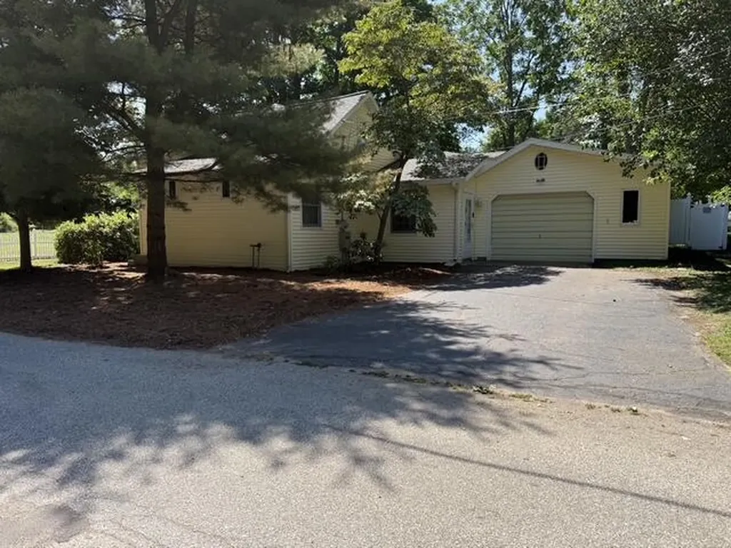105 W Johannah Street Whitehall City MI 49461