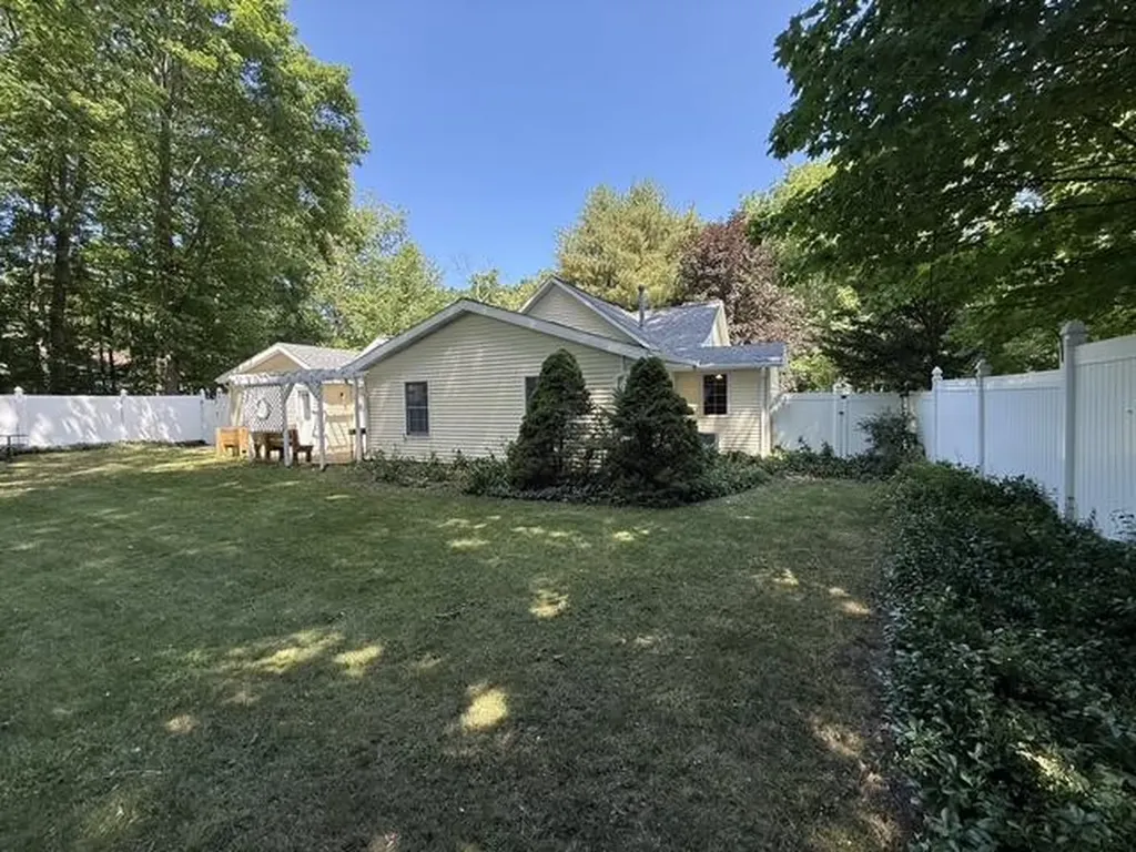 105 W Johannah Street Whitehall City MI 49461