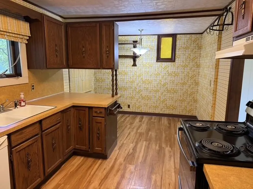 105 W Johannah Street Whitehall City MI 49461