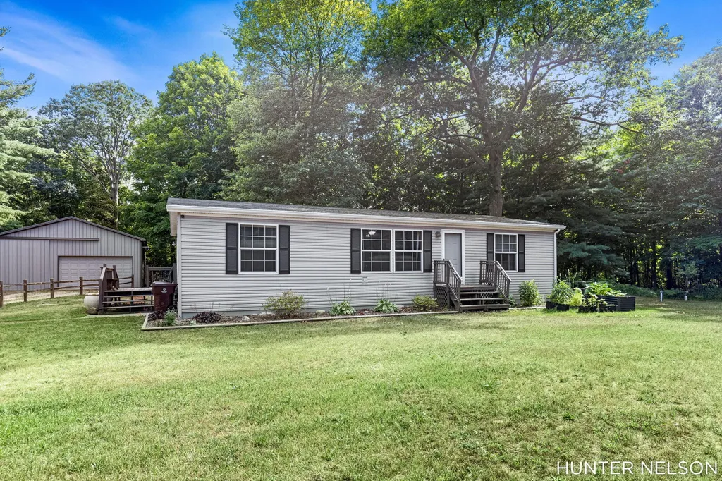 1500 18 Mile Road NE Solon Township MI 49319