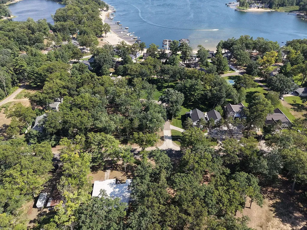 16815 S Star Lake Drive Lake Township MI 49304