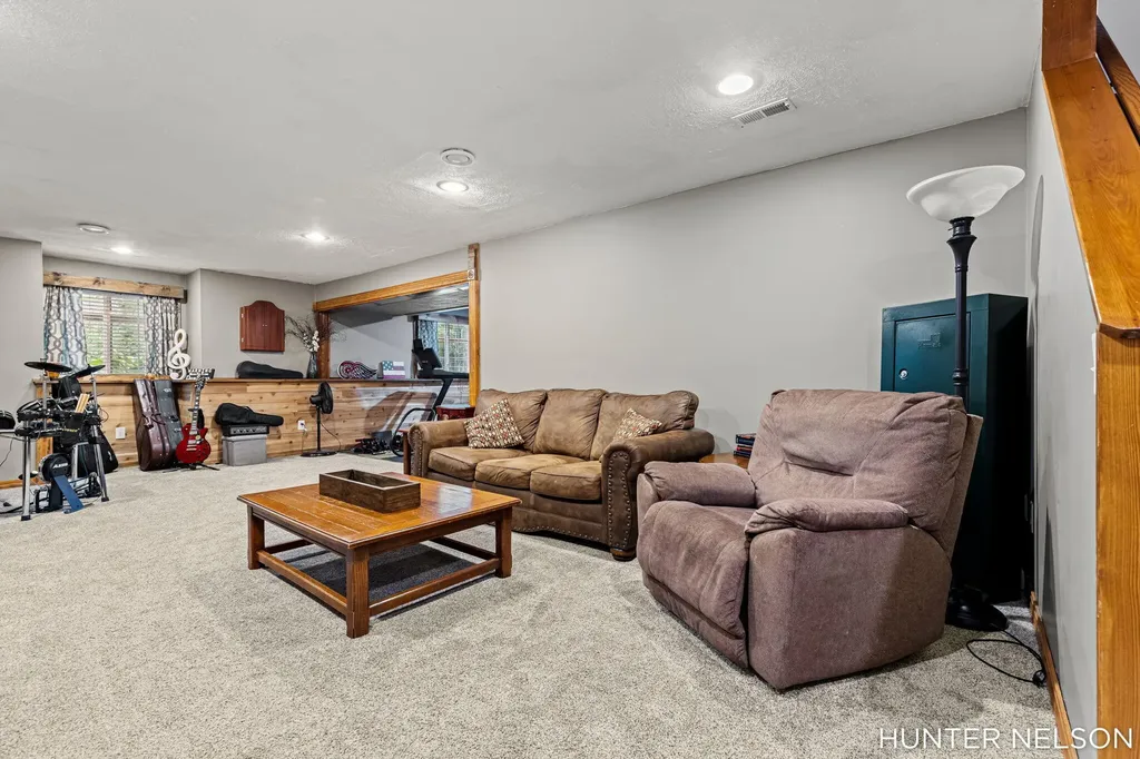 3160 Cottage Court Algoma Township MI 49319