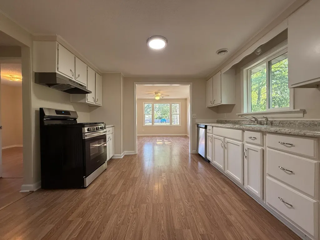 1475 E Summit Avenue Norton Shores City MI 49444
