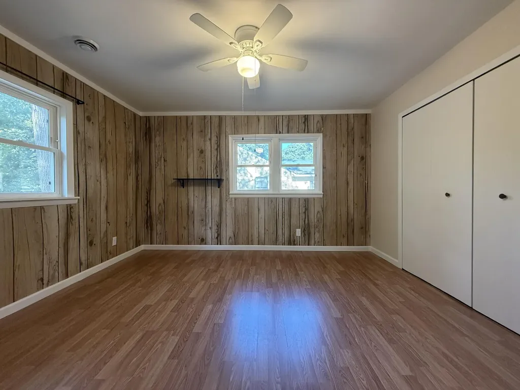 1475 E Summit Avenue Norton Shores City MI 49444