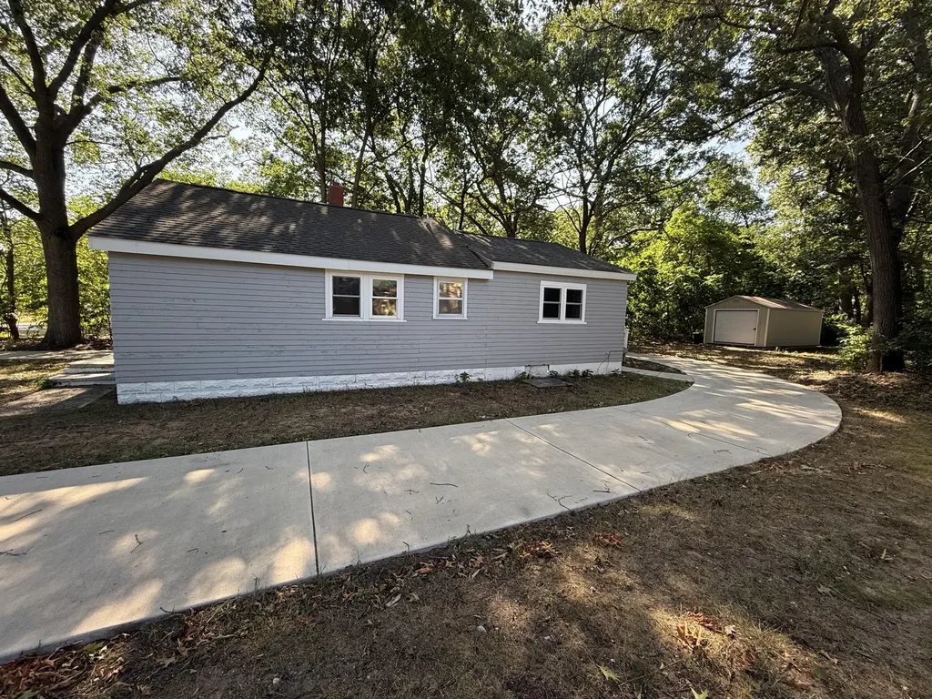 1475 E Summit Avenue Norton Shores City MI 49444