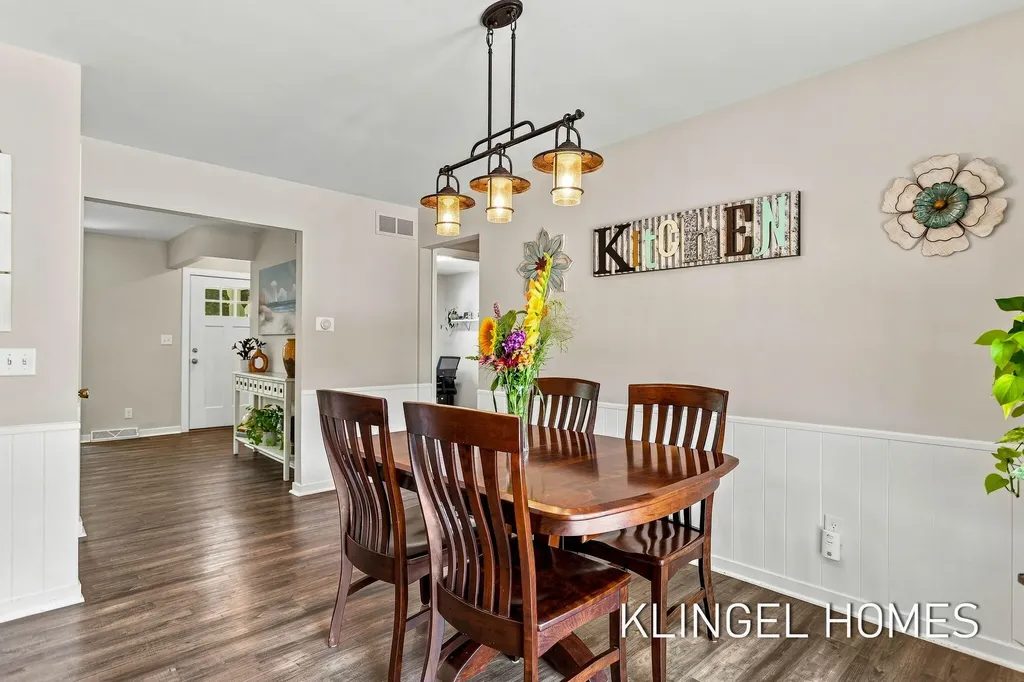1371 Edgewood Drive Park Township MI 49424