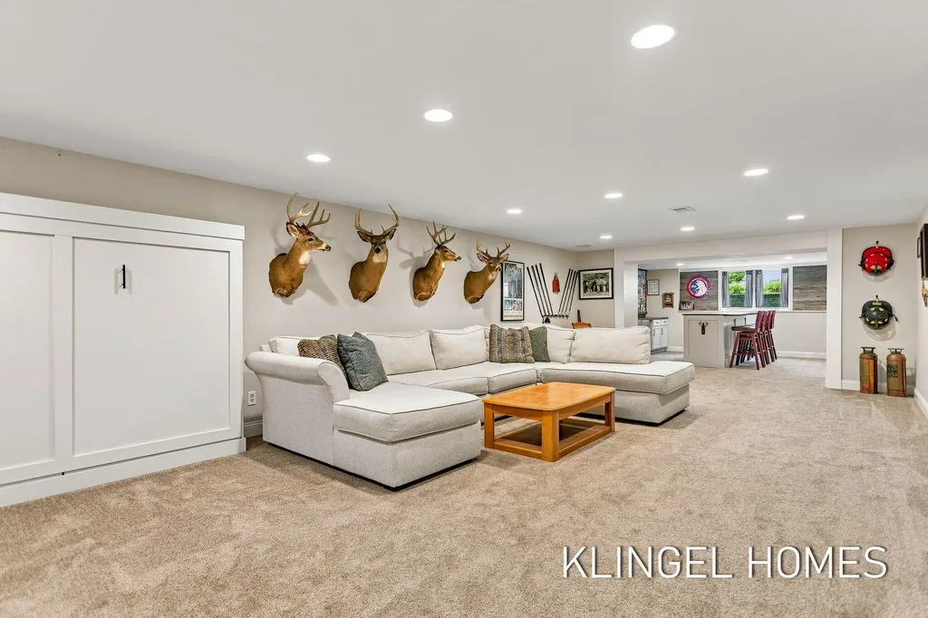 1371 Edgewood Drive Park Township MI 49424