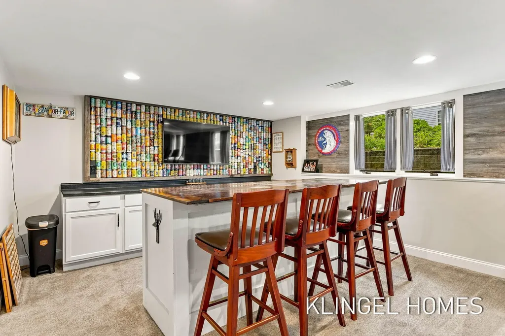 1371 Edgewood Drive Park Township MI 49424