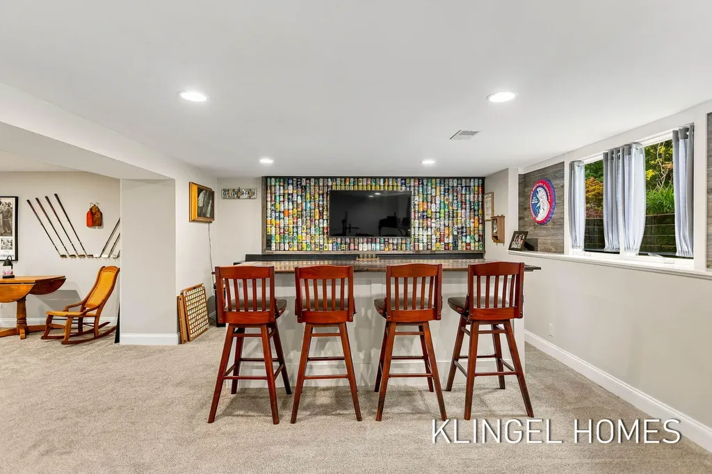 1371 Edgewood Drive Park Township MI 49424
