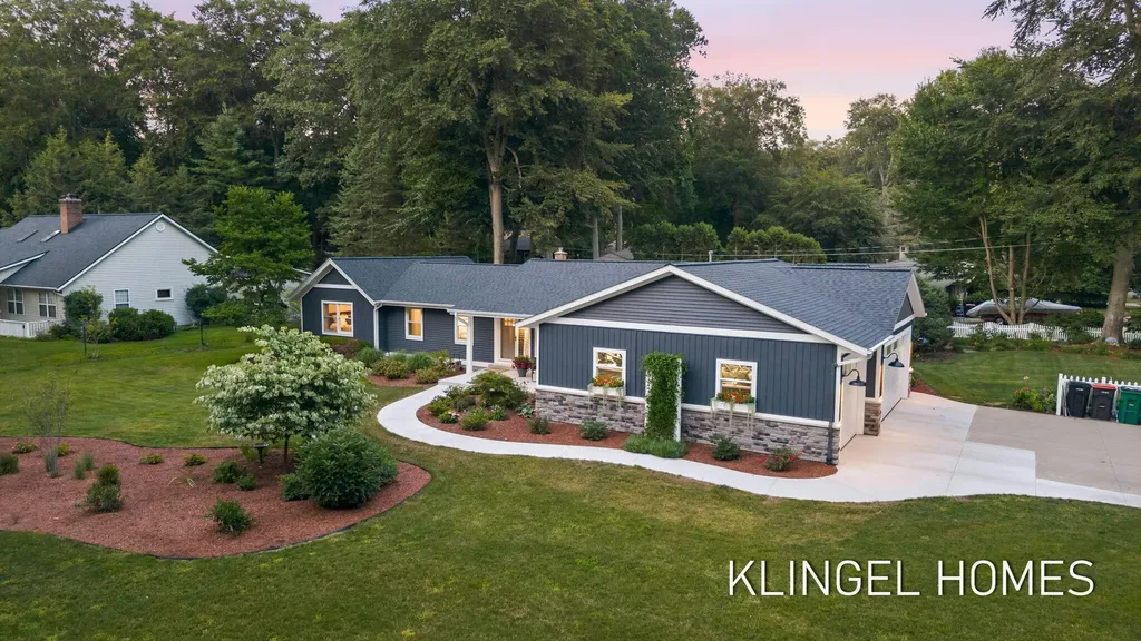 1371 Edgewood Drive Park Township MI 49424