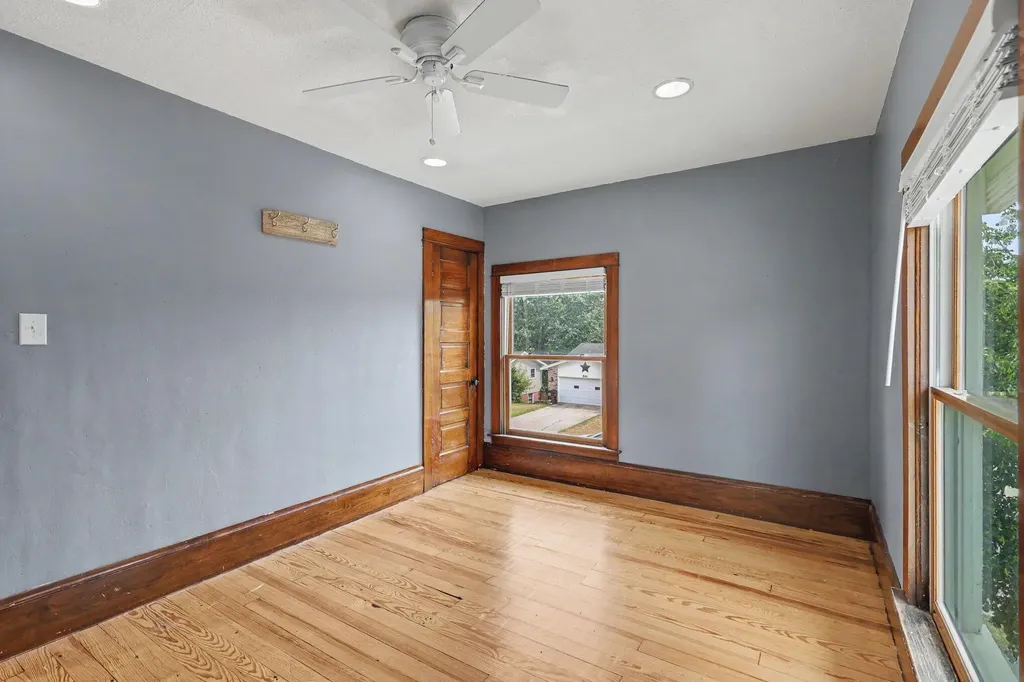 279 Wall Street Zeeland City MI 49464