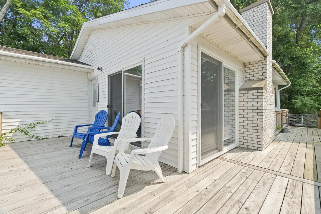 7005 N Old Channel Trail White River Township MI 49437