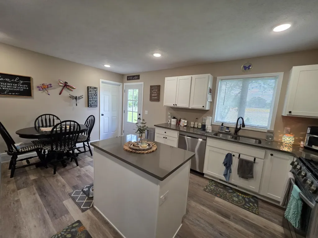 2288 Evanston Avenue Muskegon Charter Township MI 49442