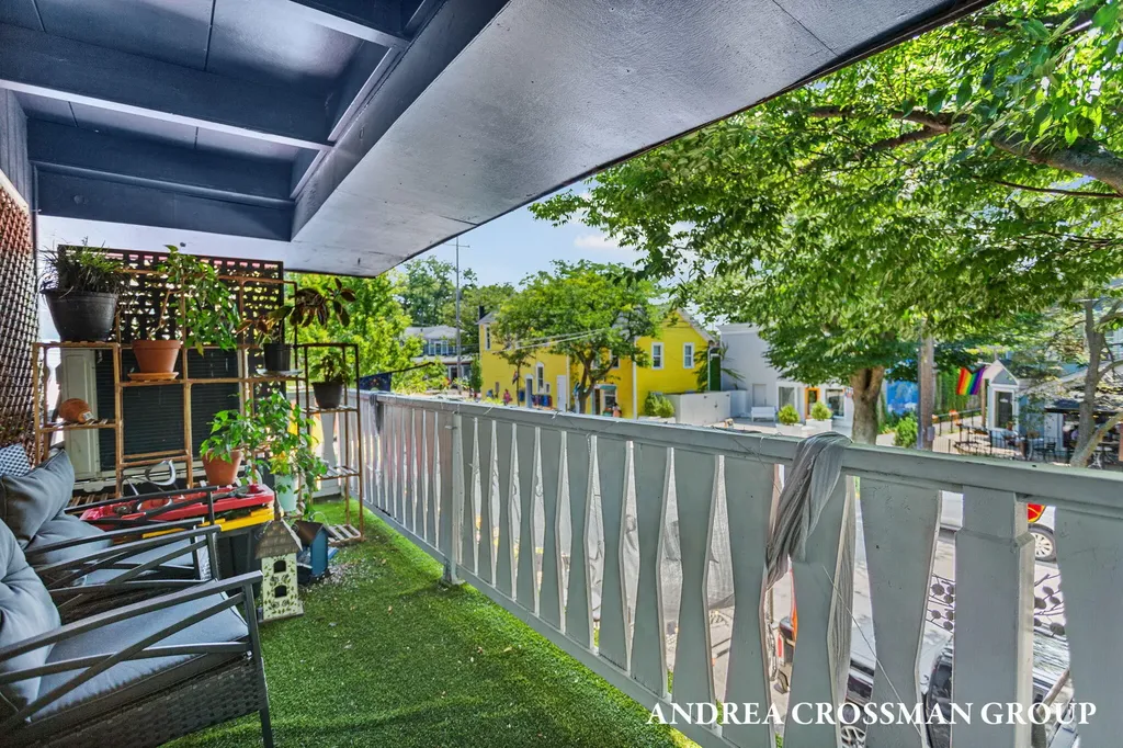 118 Hoffman Street Saugatuck City MI 49453