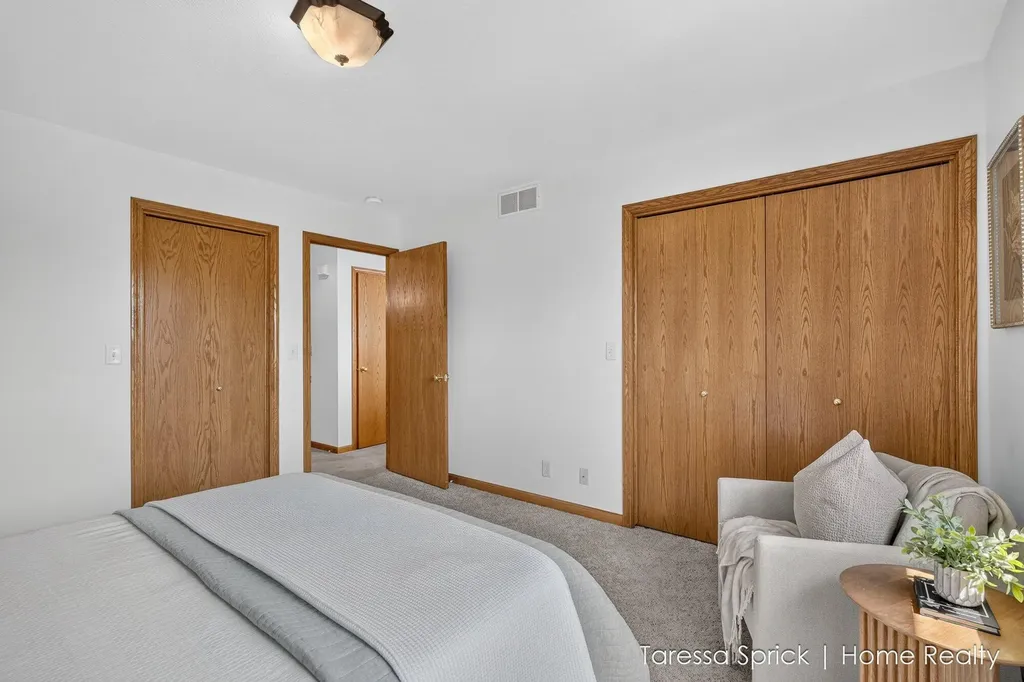 1533 Castlemaine Drive Holland Charter Township MI 49464