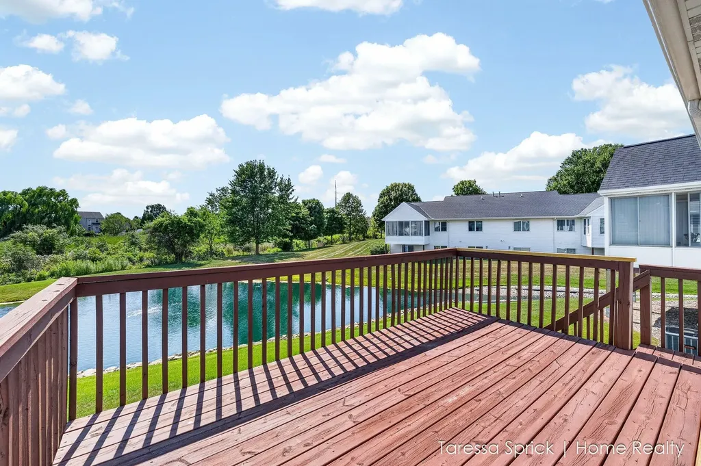 1533 Castlemaine Drive Holland Charter Township MI 49464
