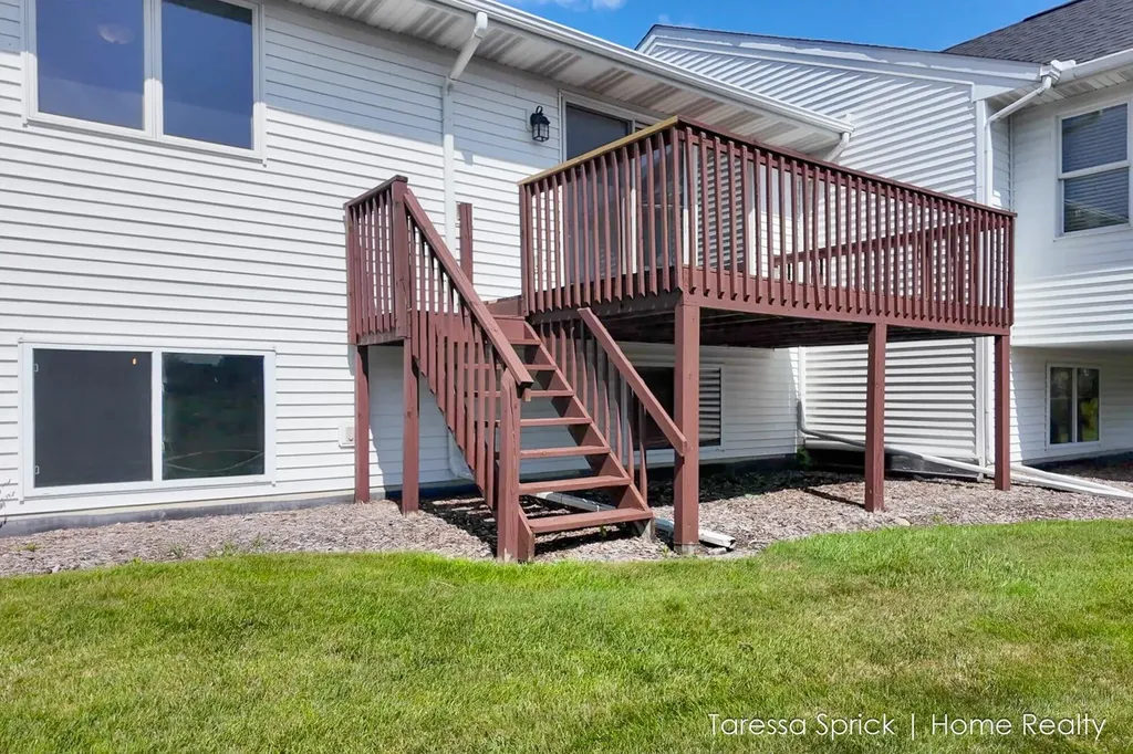 1533 Castlemaine Drive Holland Charter Township MI 49464