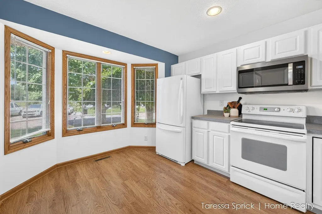 1533 Castlemaine Drive Holland Charter Township MI 49464