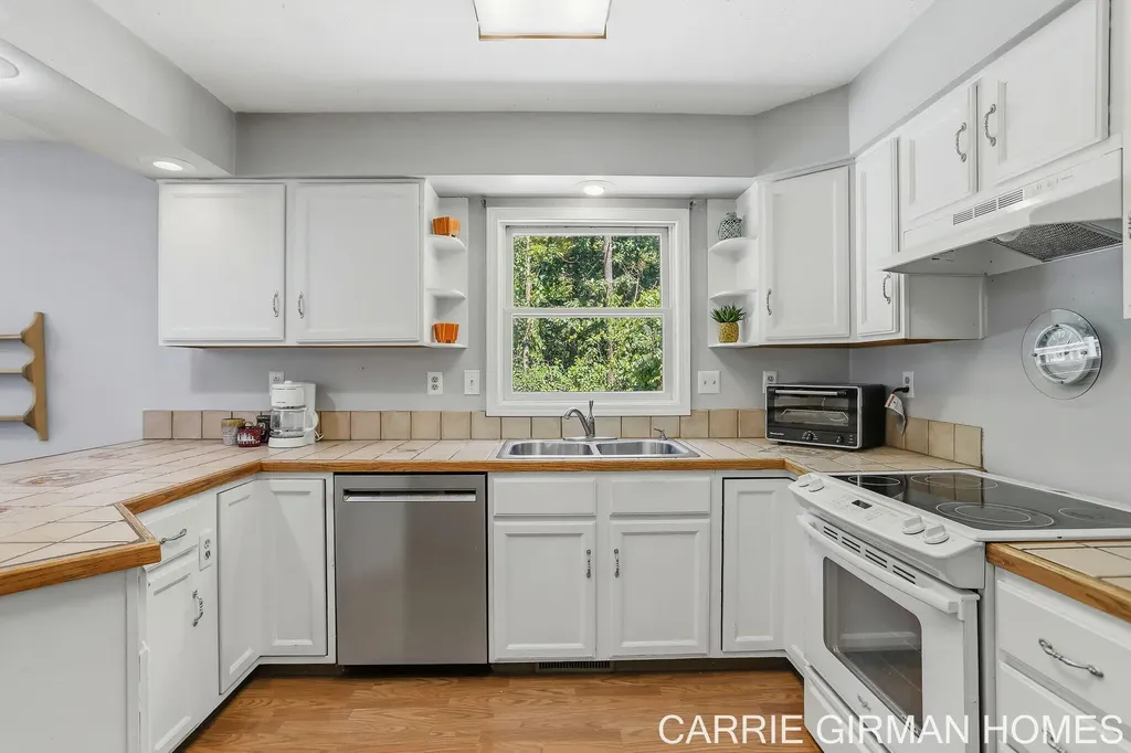 3250 Arbor Lane Manlius Township MI 49419