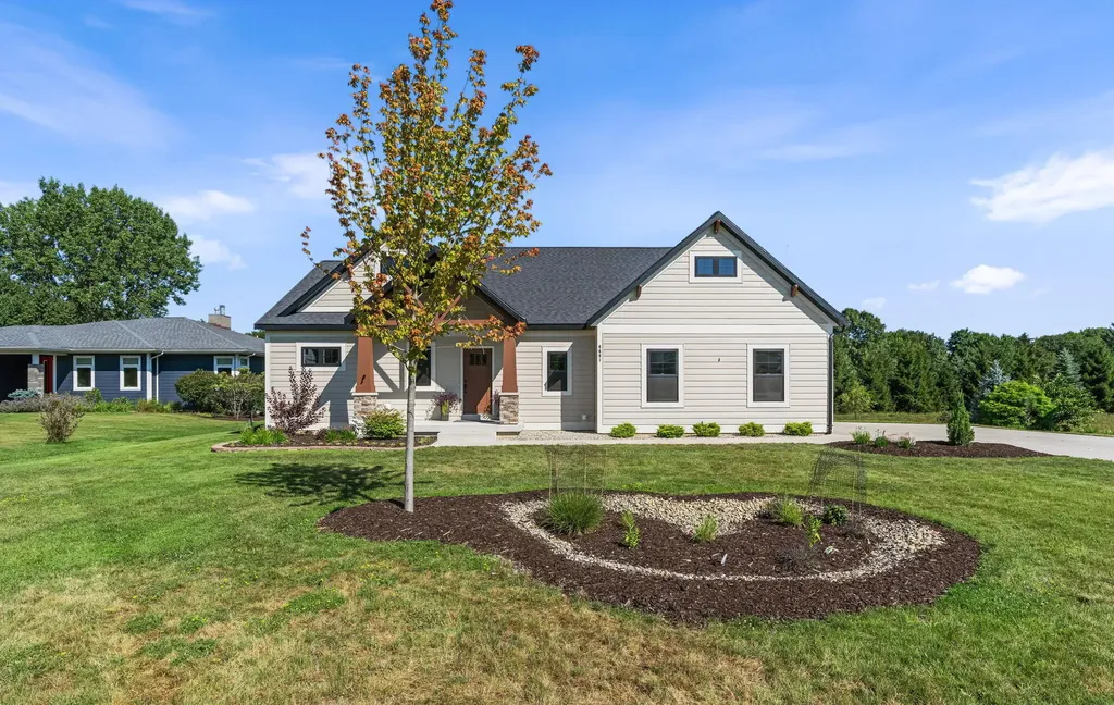 6691 Yamoto Way Saugatuck Township MI 49408