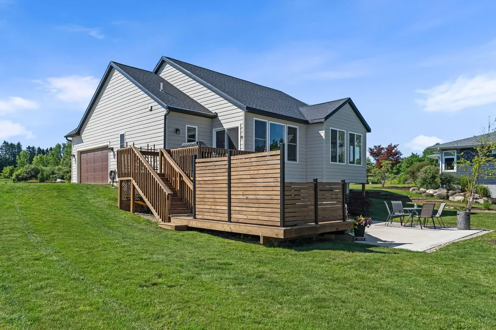 6691 Yamoto Way Saugatuck Township MI 49408
