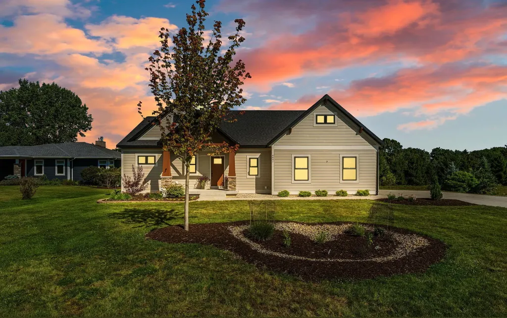 6691 Yamoto Way Saugatuck Township MI 49408