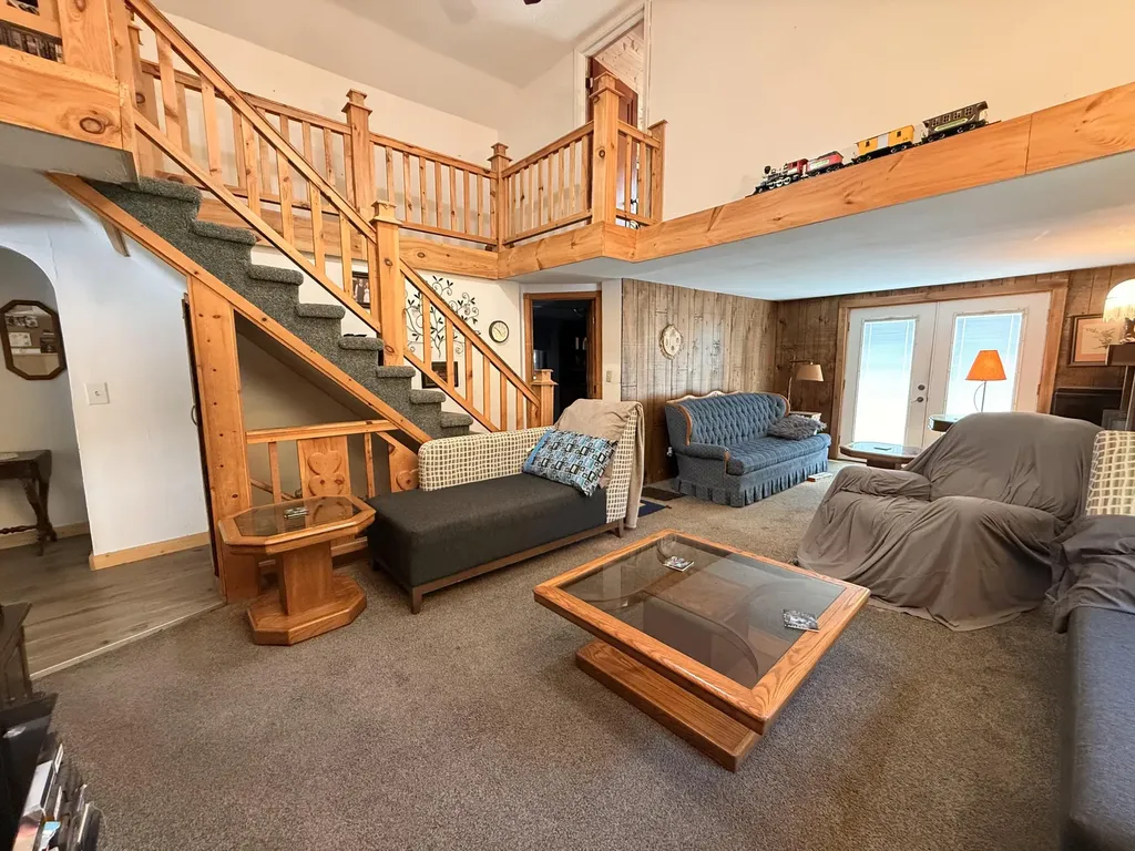 554 N Morris Street Pentwater Township MI 49449
