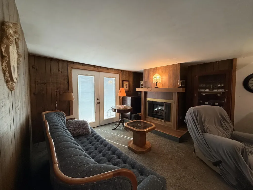 554 N Morris Street Pentwater Township MI 49449