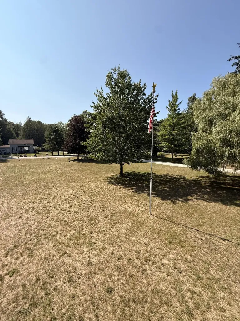 554 N Morris Street Pentwater Township MI 49449