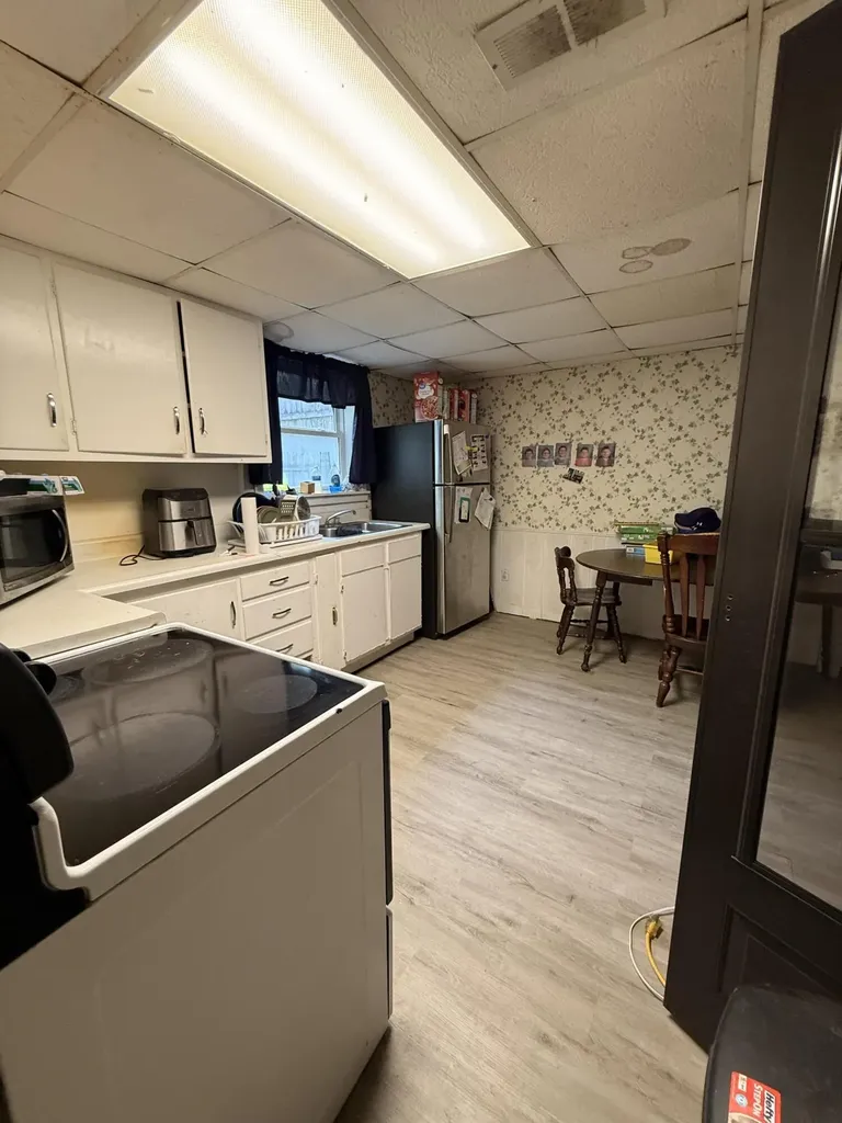 554 N Morris Street Pentwater Township MI 49449