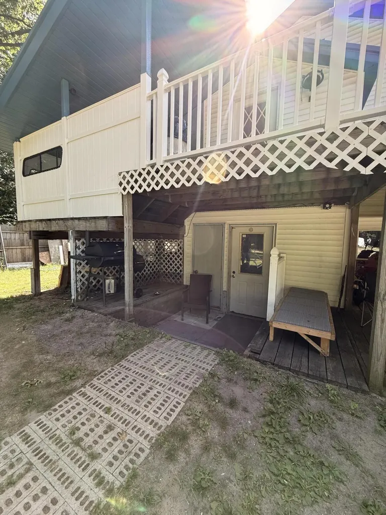 554 N Morris Street Pentwater Township MI 49449