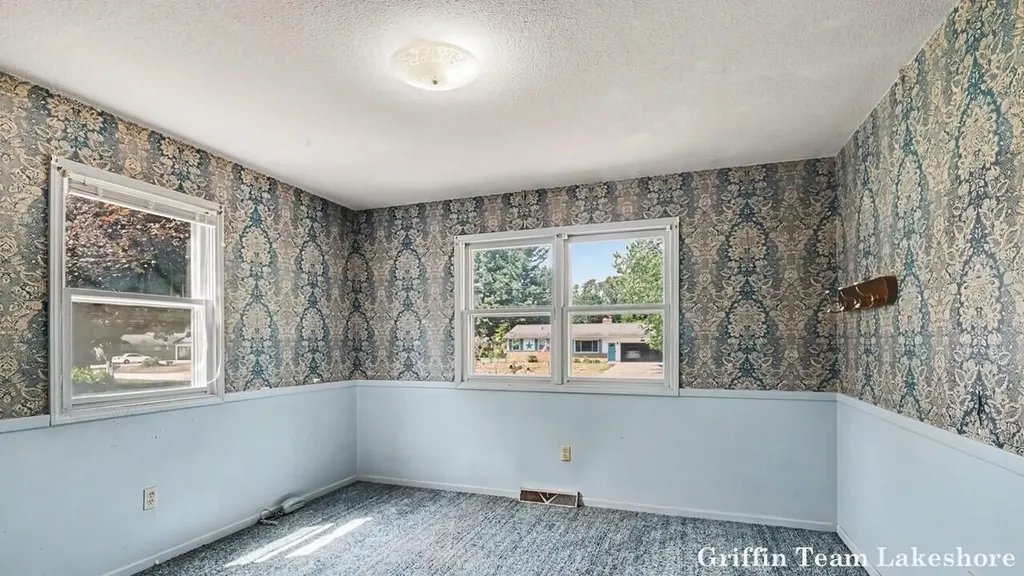 1718 Columbus Street Park Township MI 49424