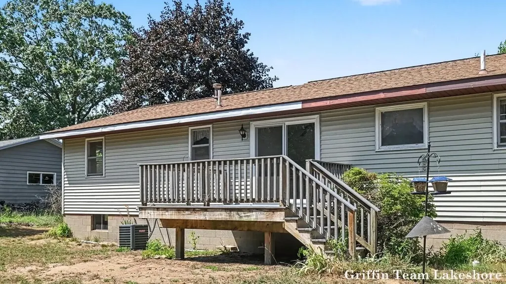 1718 Columbus Street Park Township MI 49424