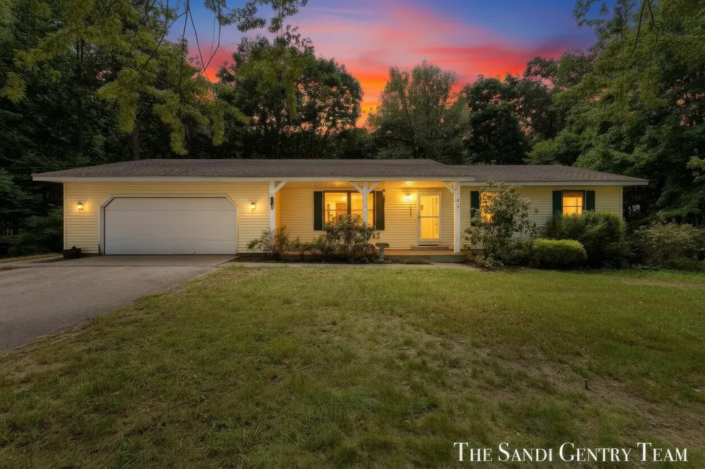 14504 Cameron Court Grand Haven Charter Township MI 49417