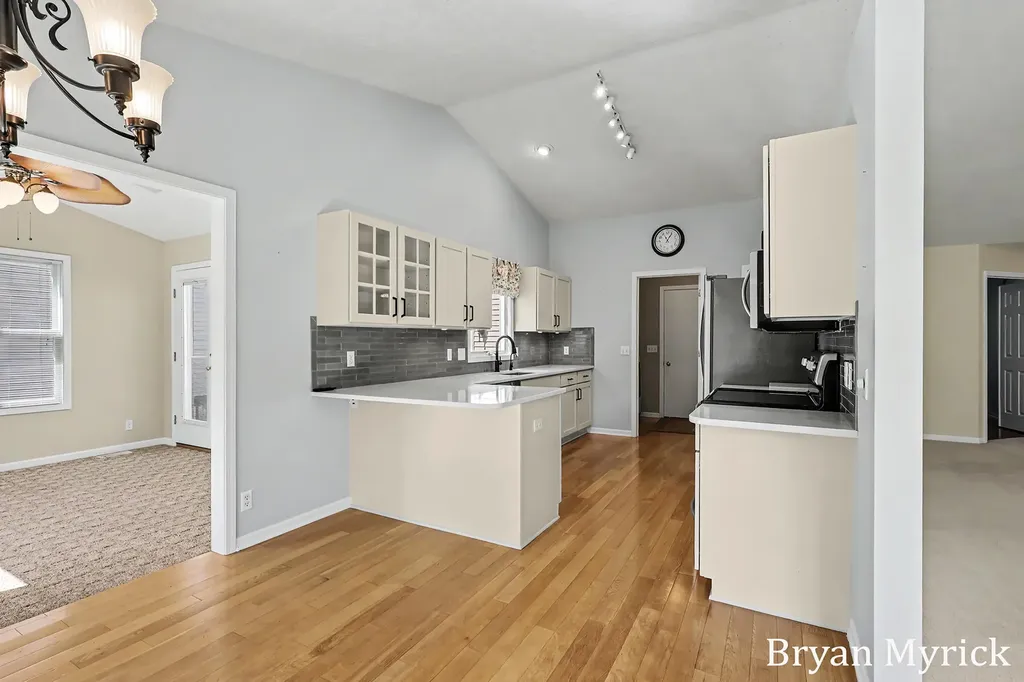 3042 Roberts Way Holland Charter Township MI 49424